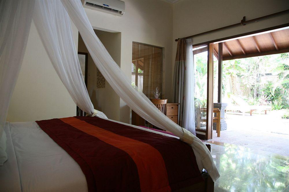 Resor Parigata 4*