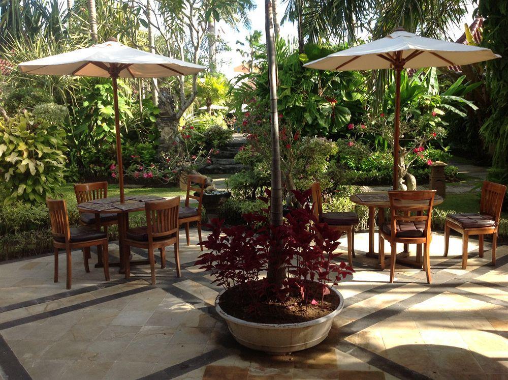 Resor Parigata 4*